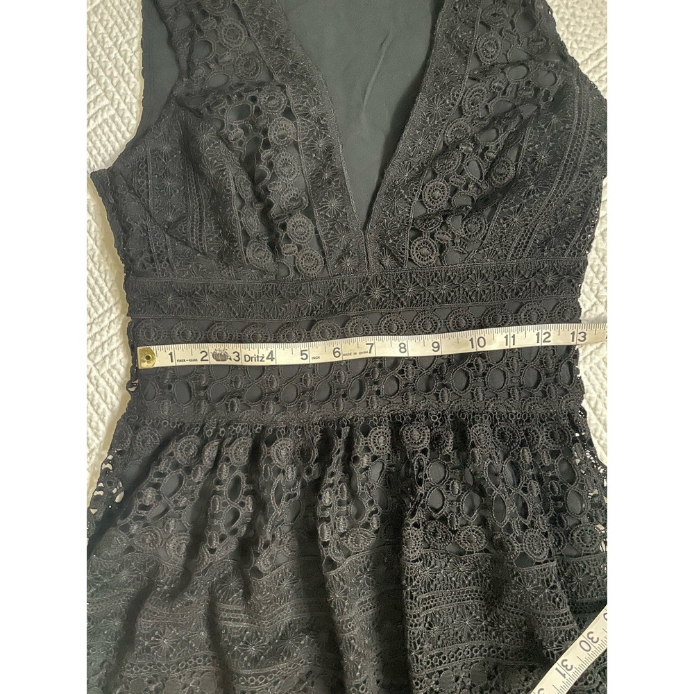 Abercrombie & Fitch Womens V-neckline Lace Crochet Skater Dress Black Sz 0 - Picture 9 of 10